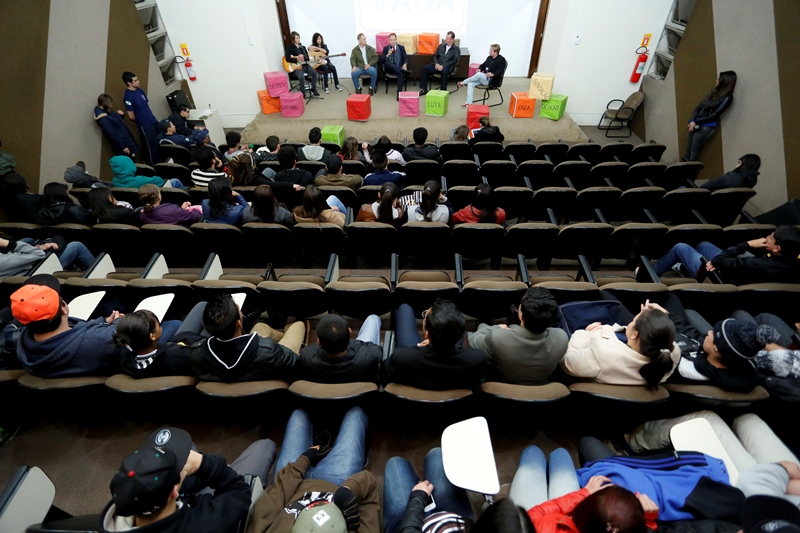 Força-PR participa de debate sobre combate as drogas em Araucária